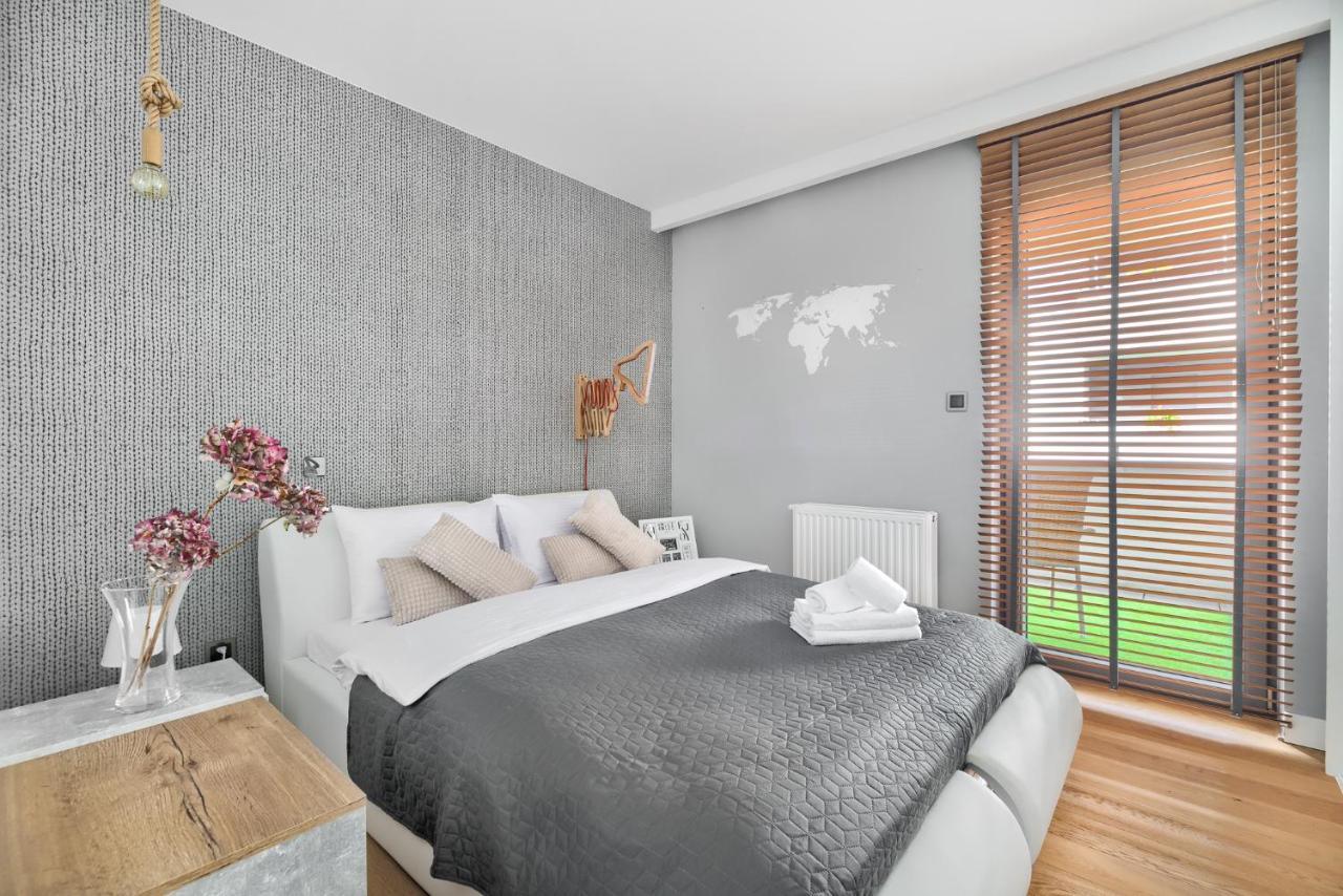 Poznan Grafitowa Modern Apartment 외부 사진
